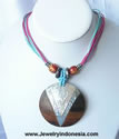 Wood Beads Shell Necklace
