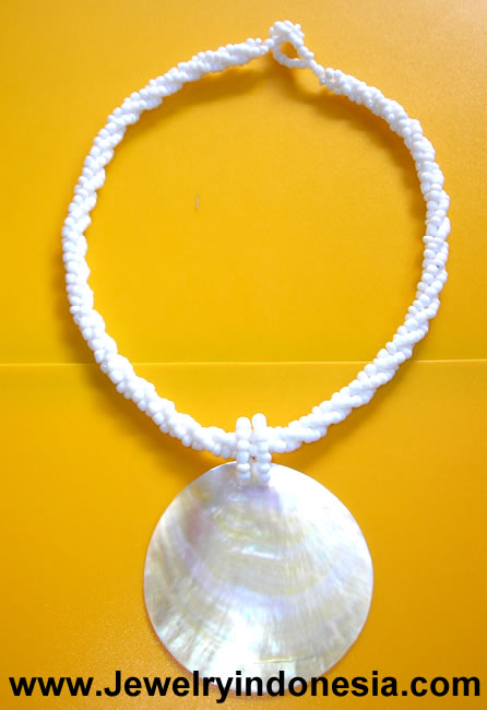 MOP SHELL NECKLACES INDONESIA