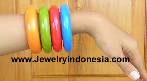 WOODEN BANGLE from BALI