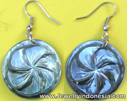 Handcarved Mother of Pearl Shell Earrings Fashion Accessories