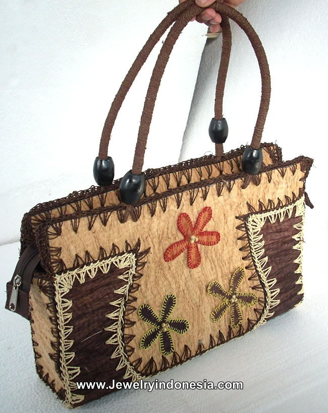 Women Handmade Bags Bali Indonesia
