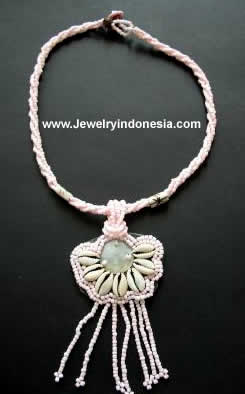 COWRY SHELL NECKLACE