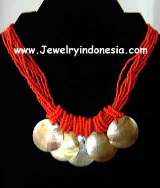 BEADED NECKLACE WITH MOP SHELL HANDMADE BEADED JEWELRY COMPANY IN BALI