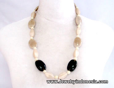 Glassworks Beads Fashion Accessory