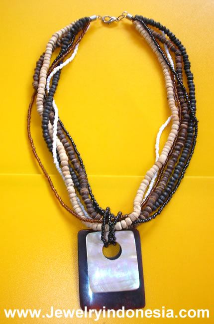 Indonesian Pearl Shell Jewelry