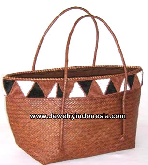 Handbags Manufacturer in Bali