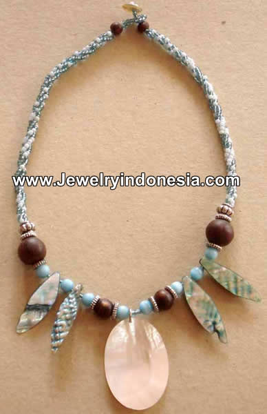 Pearl Shell Accessory