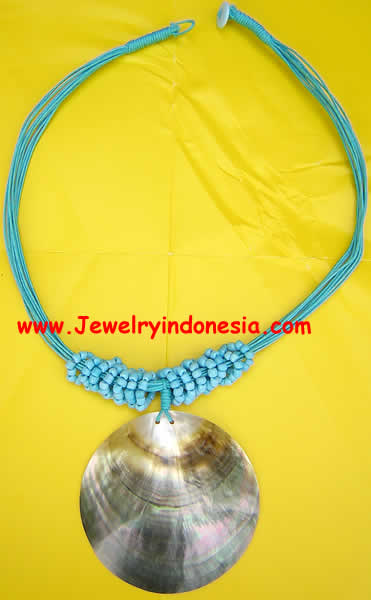 pearl shell and beads jewelry bali indonesia