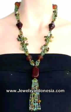 Beaded Necklaces Wholesale