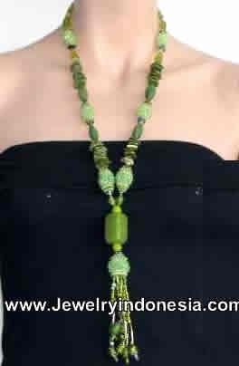 Beads Necklaces Jewelry