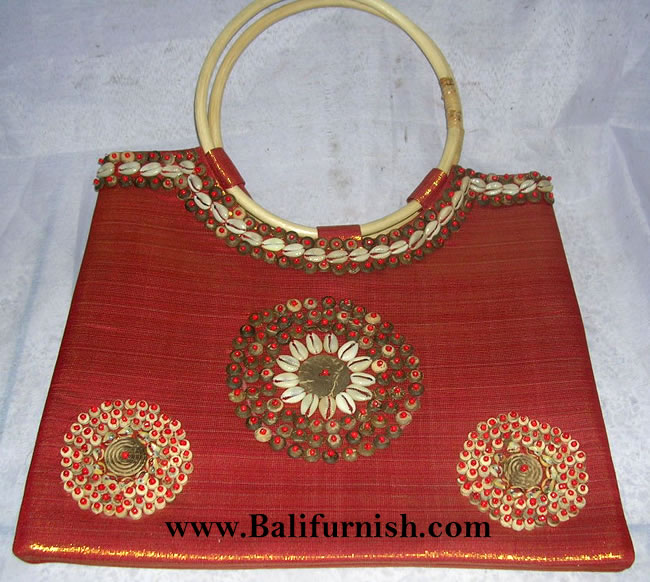 Handbag With Sea Shells