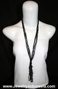 BEADED NECKLACE INDONESIA
