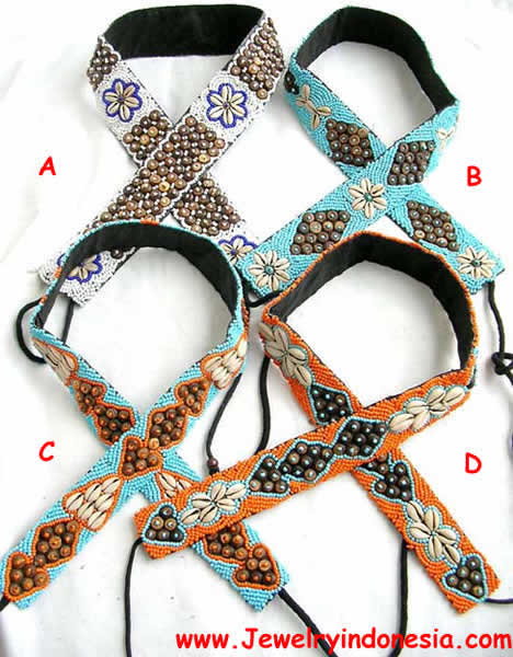 BEADED BELT WITH COWRY SHELLS