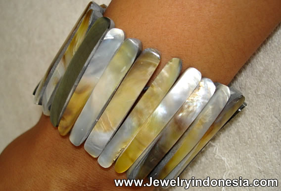 Pearl Shell Bracelets Jewelry Bali
