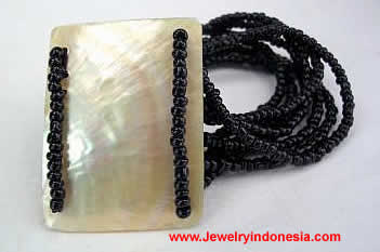 WHOLESALE FASHION JEWELRY