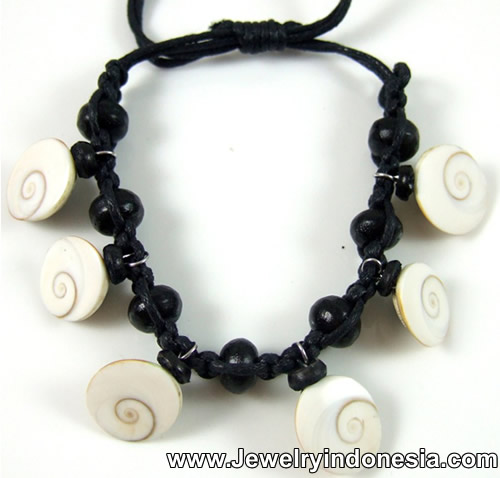 Shiva Eyes Sea Shell Bracelets From Bali Indonesia