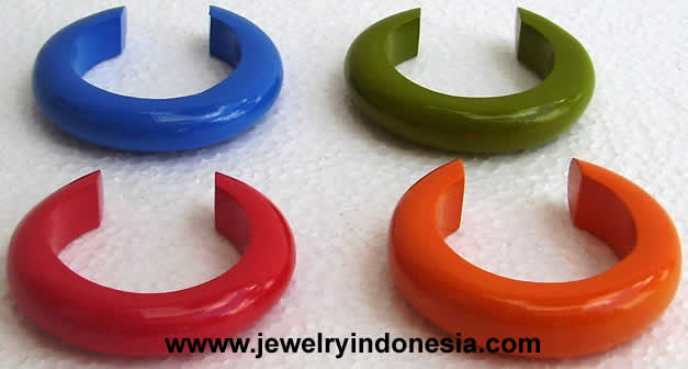Wood Bangles from Bali Indonesia