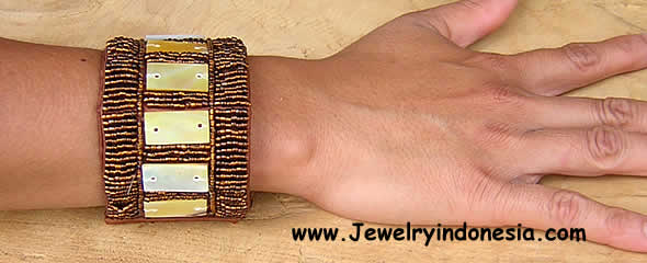 handmade beaded jewelry