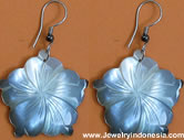 Carved Pearl Shell Earrings Fashion Jewelry from Bali Indonesia