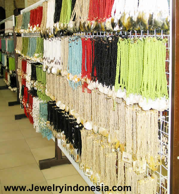 manufacturer company Bali jewelry Bali sea shell necklaces Beads jewellery pearl shell pendant