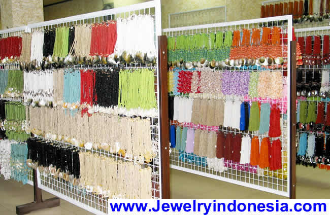 manufacturer company Bali jewelry Bali sea shell necklaces Beads jewellery pearl shell pendant