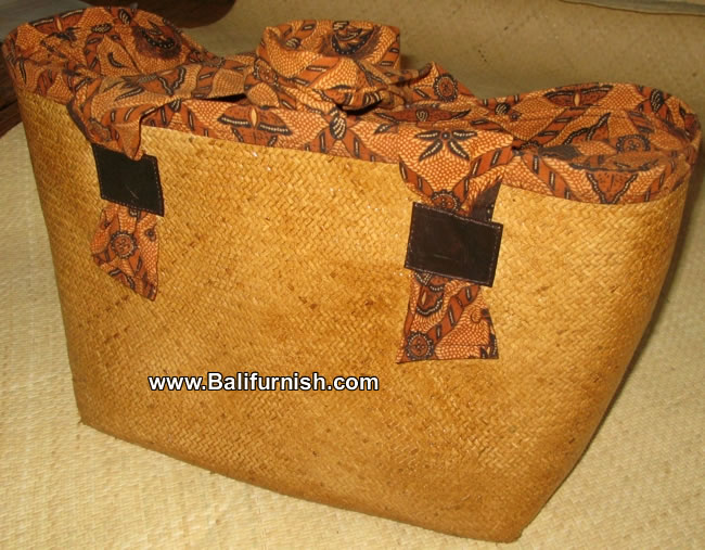 Bag17-10 Rattan Handbags Company