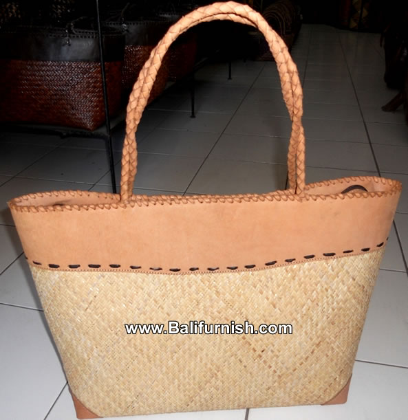 Bag17-3 Rattan Bags Company