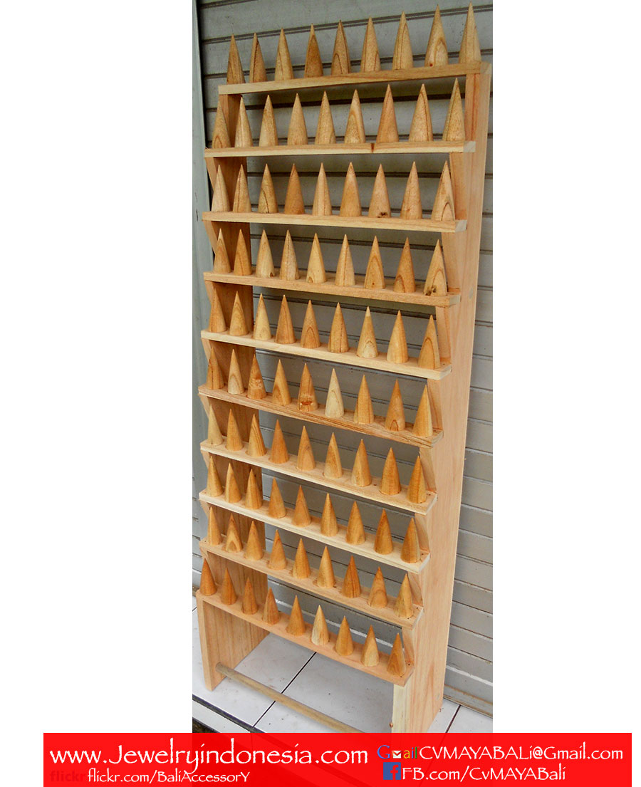 JDP5-19 Ring stands Retail Displays Wood from Bali