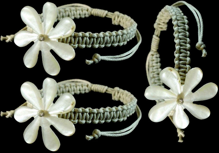 Tiare Flower Mother of Pearl Shell Bracelet