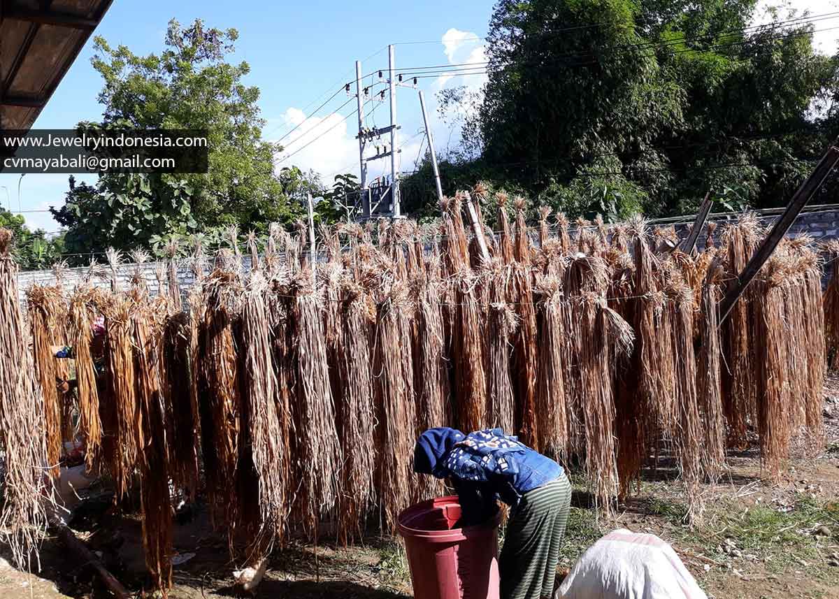 Woven Pandanus Hats from Indonesia