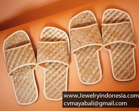 Natural organic straw jute seagrass pandanus hotel amenities sandals slippers footwear from Indonesia
