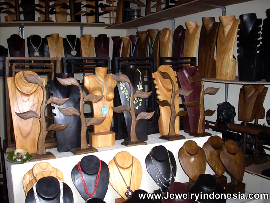 Jewelry Displays Shop in Bali