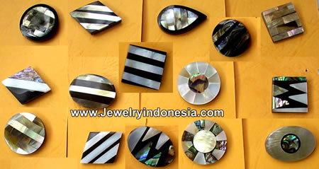 Mother Pearl Shell Pendants Bali Indonesia