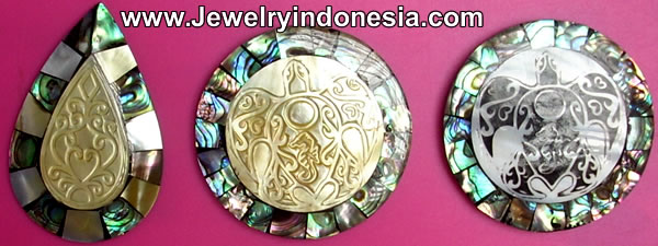 Carved Mother of Pearl Shell and Abalone Shell Necklace Pendant with Resin Fibre
