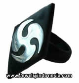 Resin and Wood Rings Costume Jewelry Bali Indonesia Fashion Accessories