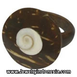 Wood Rings with Sea Shells from Bali Fashion Accessories